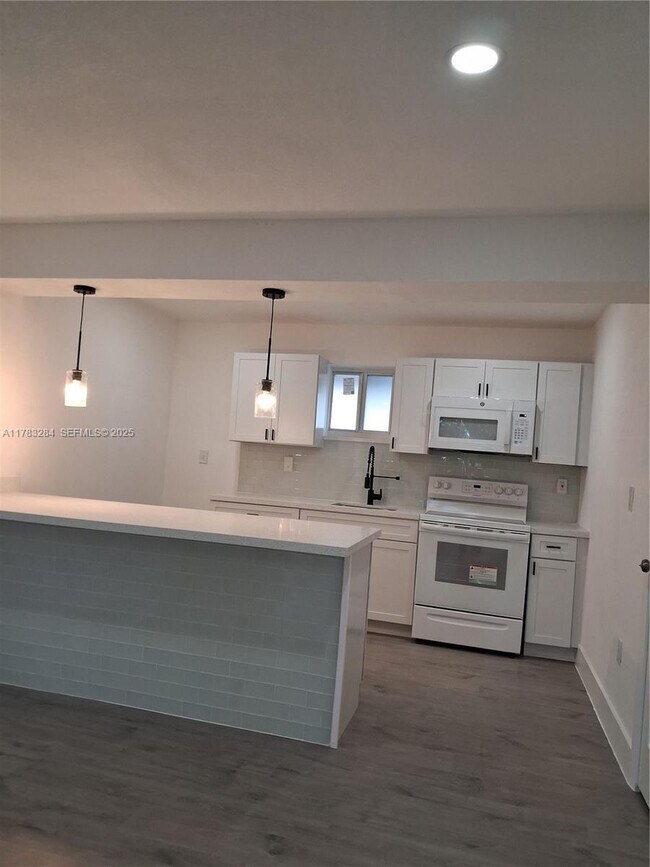 Building Photo - 2155 SW 72nd Ave