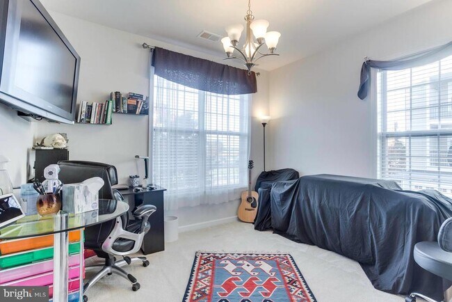 Building Photo - 43048 Vernon Ridge Terrace