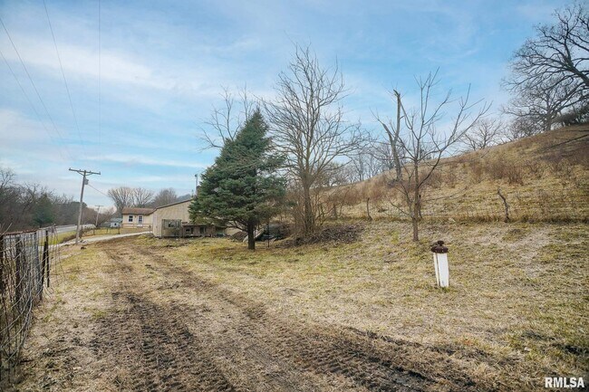 Building Photo - 20148 US-24