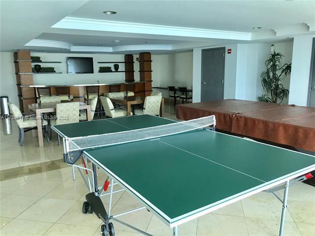 Building Photo - 1155 Brickell Bay Dr