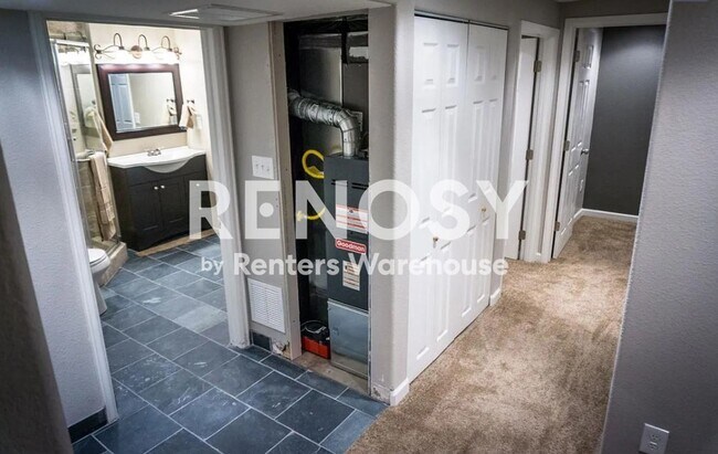 Building Photo - Spacious 4-Bedroom Duplex Near Anschutz Medical Campus – Available Now!