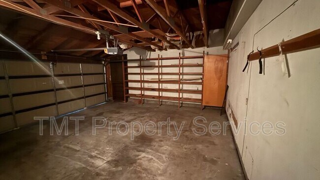 Building Photo - 59 Los Palos Dr
