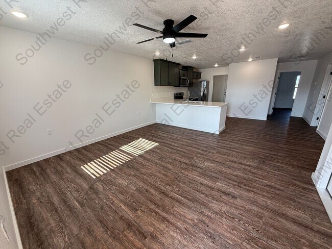Building Photo - 3517 Ethan Ave