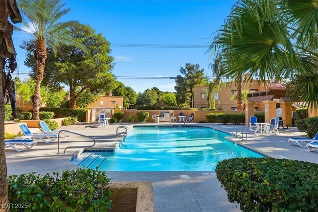 Building Photo - 5114 S Jones Blvd