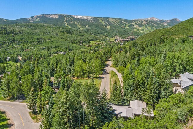 Building Photo - 15 Terrace Dr