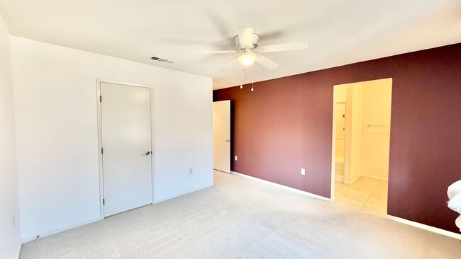 Building Photo - 320 Citrine Trl