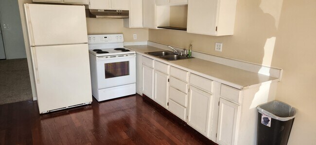 Primary Photo - 2649 S 3600 W