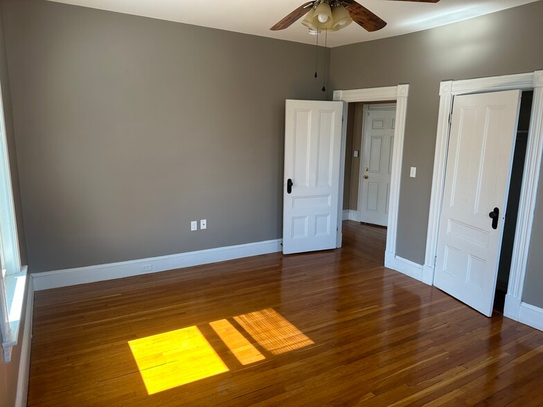 Bedroom 2 - 225 Gibson St