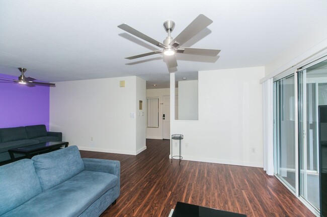 Building Photo - 95-270 Waikalani Dr. #I204