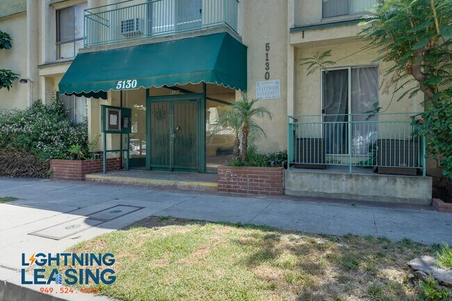 Building Photo - 5133 Yarmouth-25D