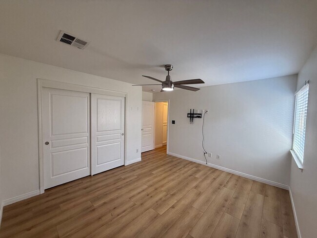 Building Photo - 4309 Scribner Way