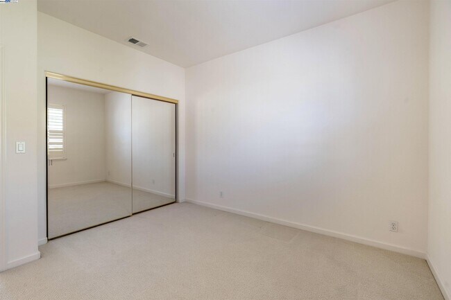 Building Photo - 1260 Ustilago Dr