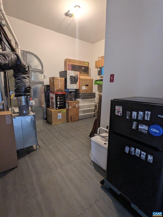 Building Photo - 4758 Loyola Wy