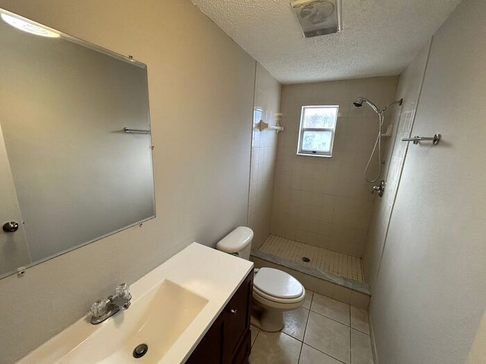 Building Photo - 7316 Nova Scotia Dr