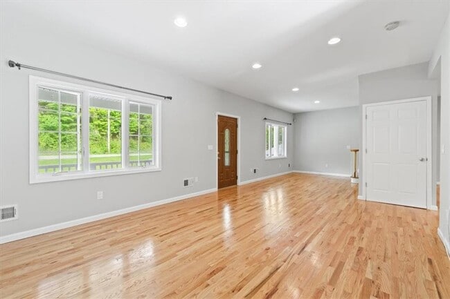 Building Photo - 436 Jessup Rd