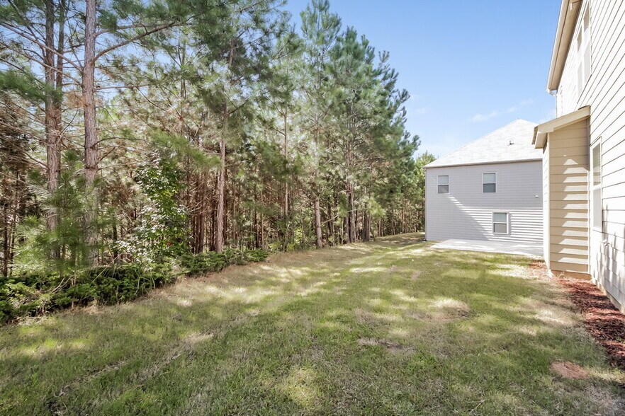 Building Photo - 538 Jadetree Ln