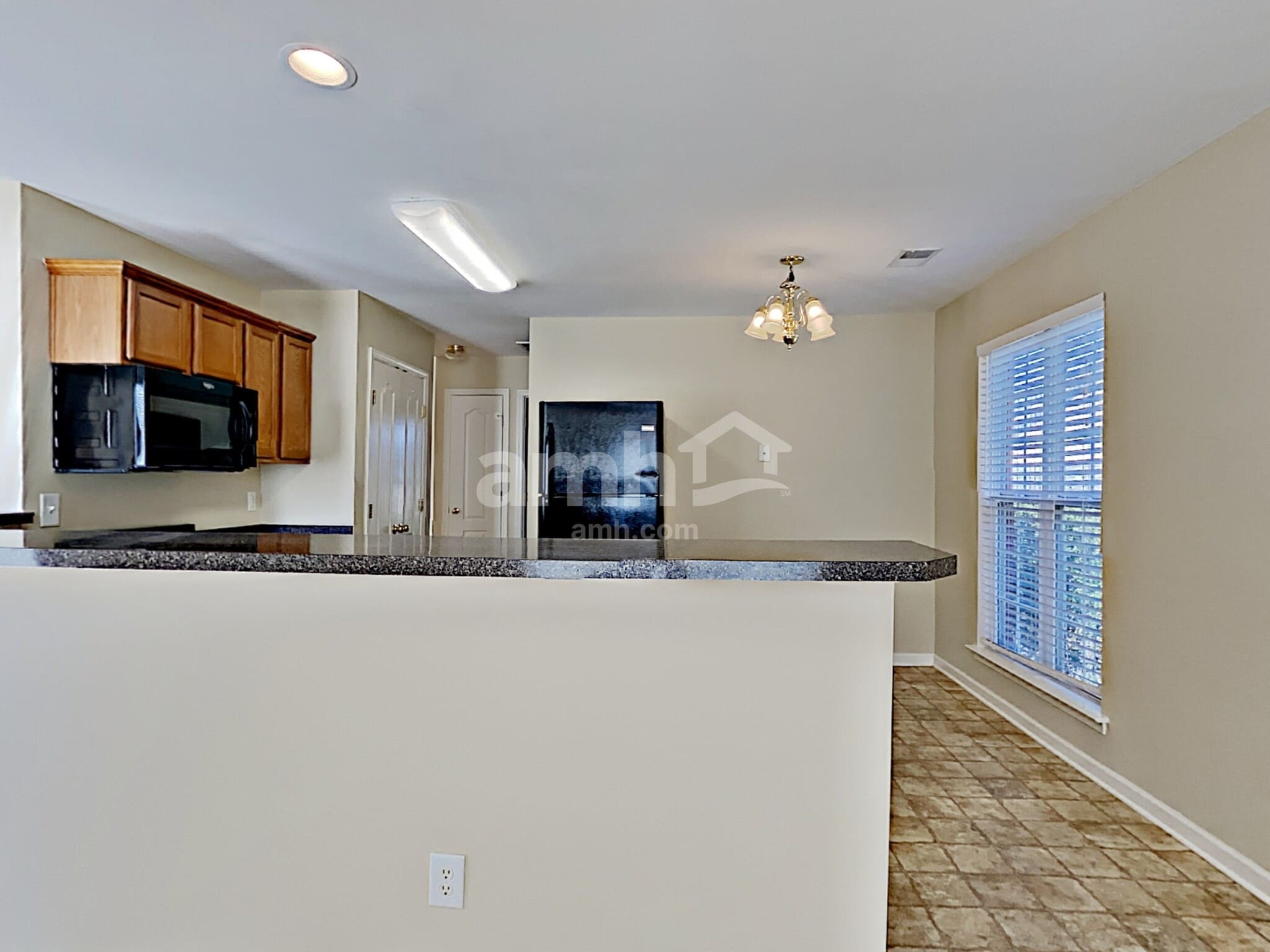 Building Photo - 1442 Saddle Brk