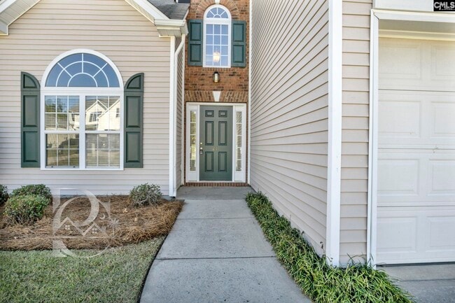 Building Photo - 211 Pinebluff Ct