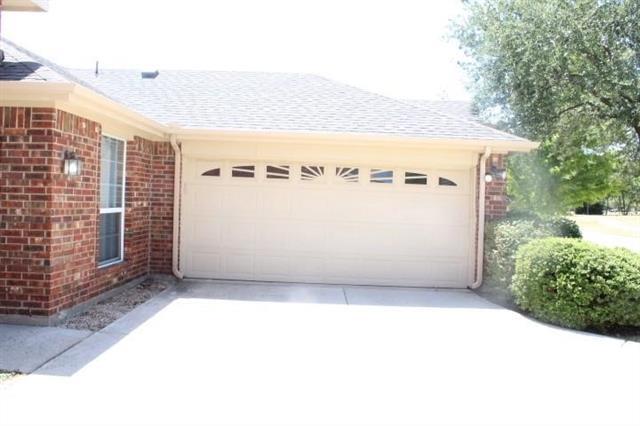 Building Photo - 15467 Appaloosa Dr