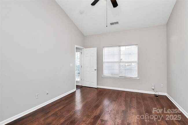 Building Photo - 11350 Yellow Spaniel Ct