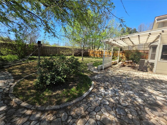 Building Photo - 5405 Alexis Cove