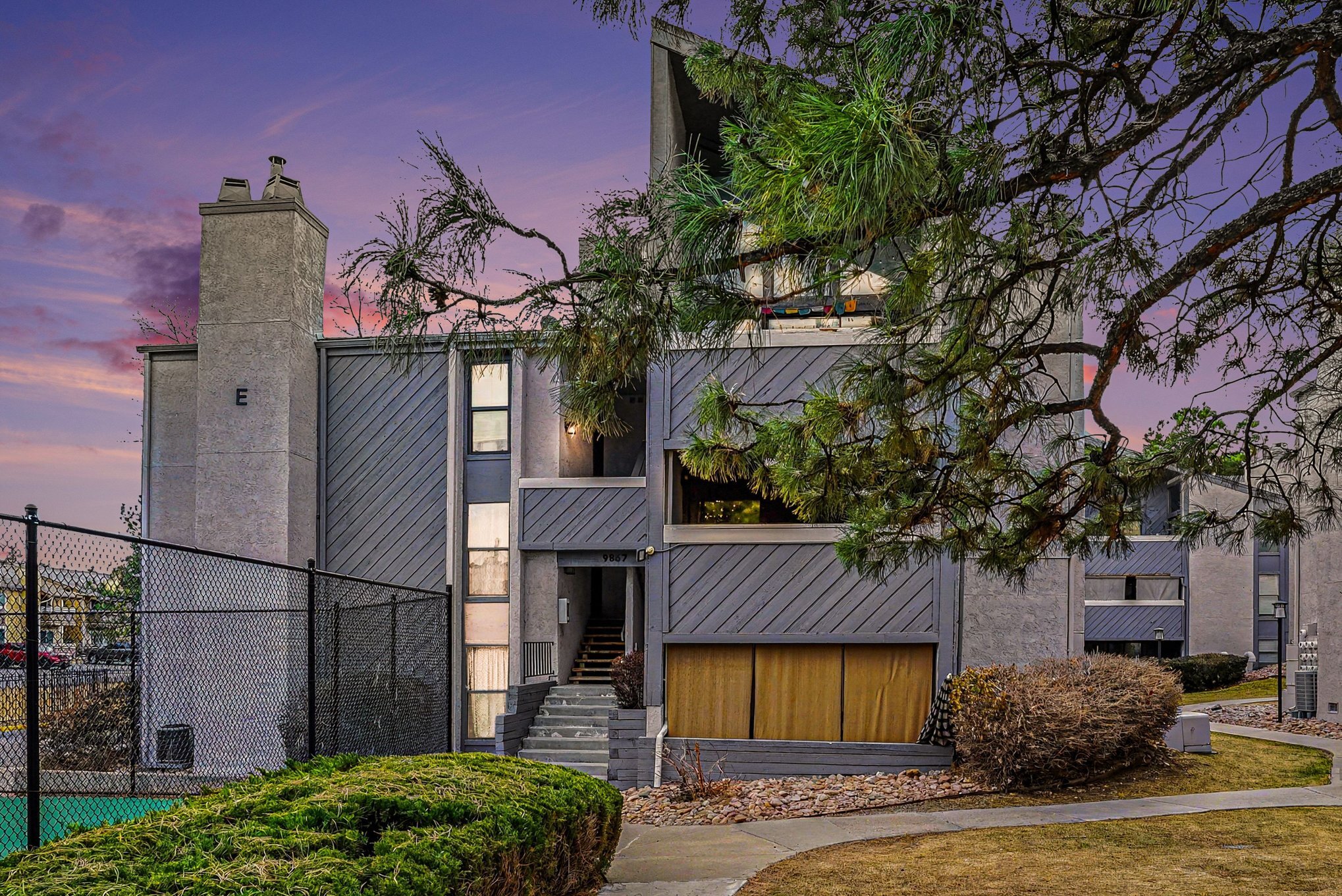 Building Photo - 9867 E Peakview Ave