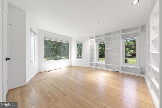 Building Photo - 4402 Kirke Ct