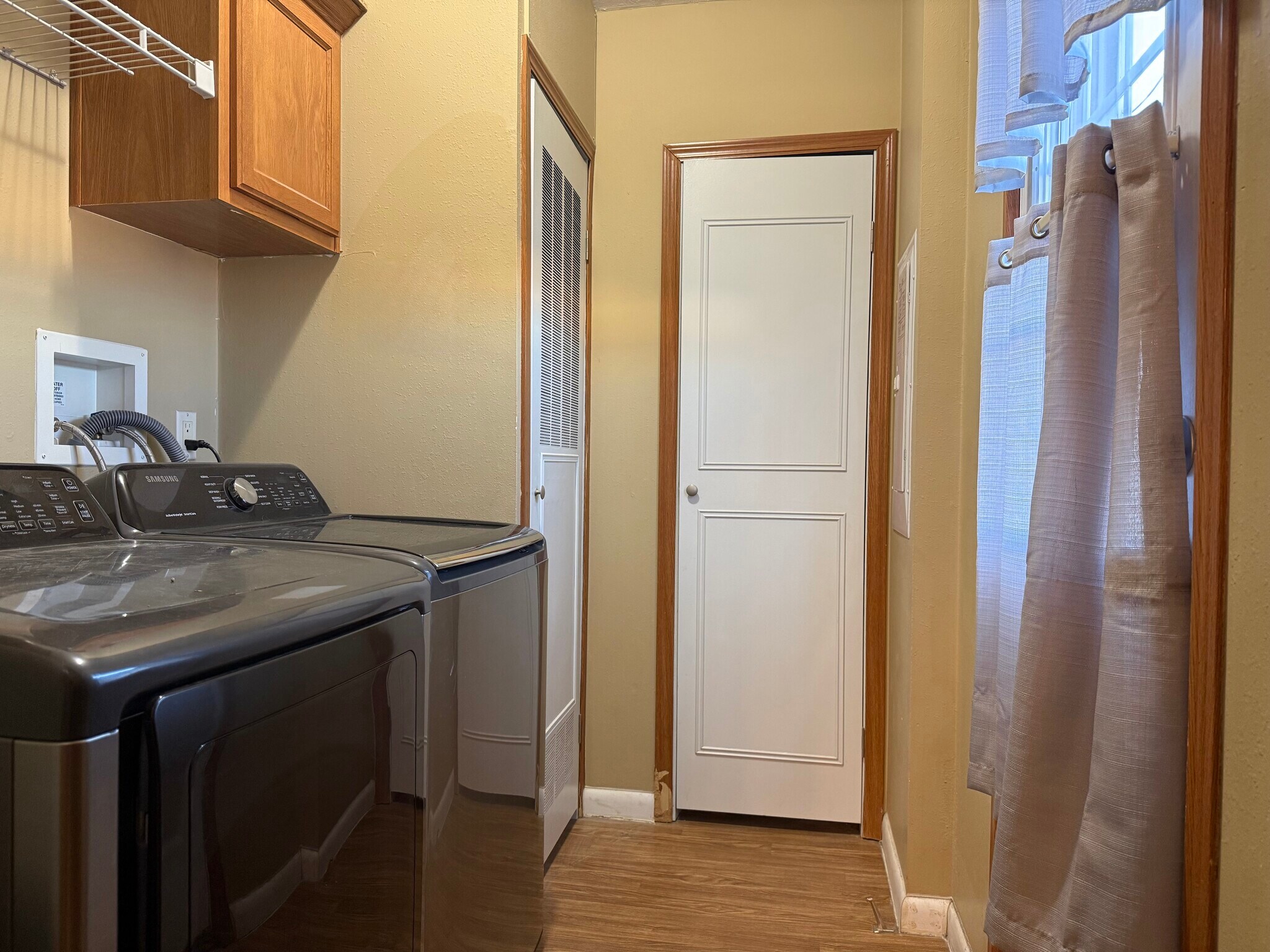 Building Photo - 2066 S 150 W