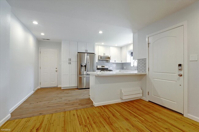 Building Photo - 2 br, 1 bath House - 541 Richmond Avenue