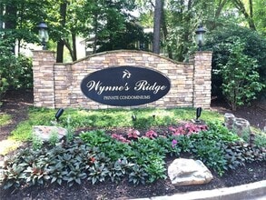 Building Photo - 504 Wynnes Ridge Cir SE