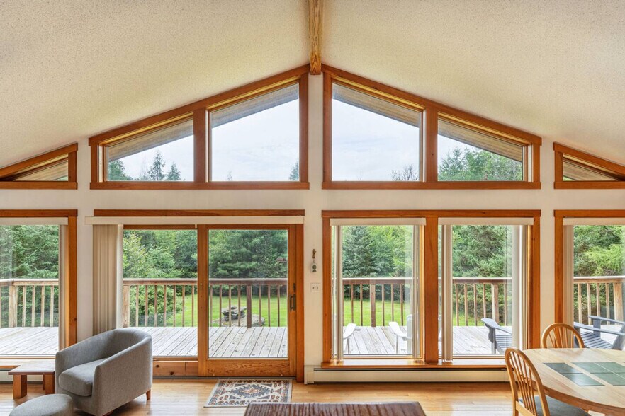 Building Photo - 6 Campbell Estates Rd