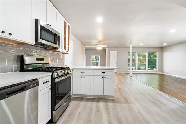 Building Photo - 713 Nottingham Dr