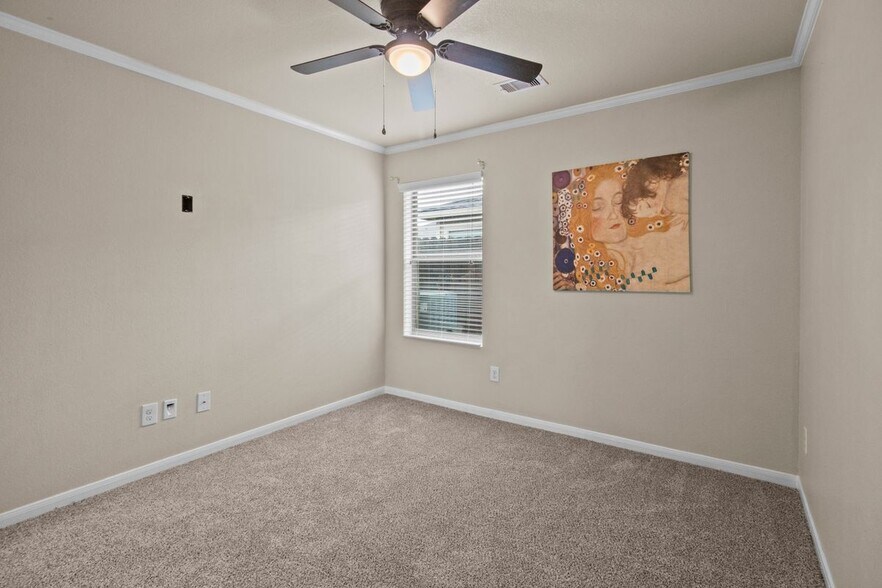 Building Photo - 301 Turquoise Trade Dr