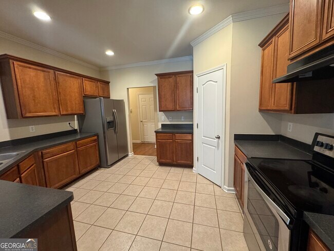 Building Photo - 1455 Blackstone Way