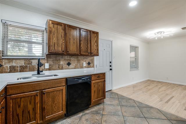 Building Photo - 368 Crenshaw Dr