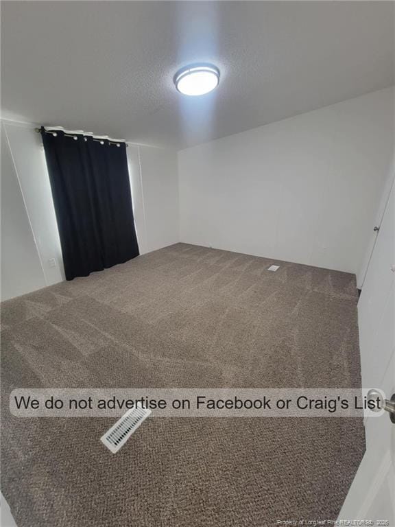 Building Photo - 910 Blue Rd