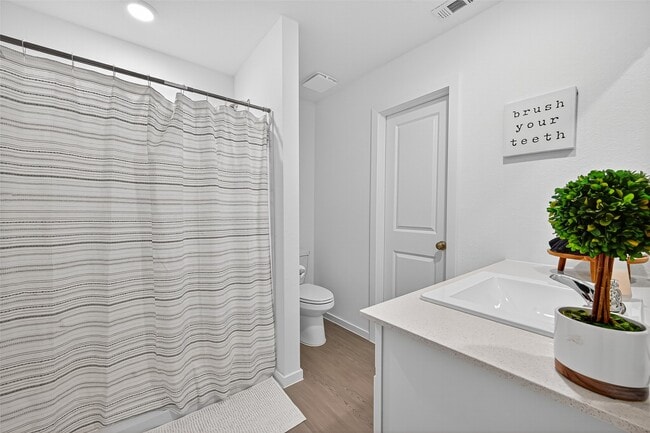 Building Photo - 228 Laura Leigh Ln