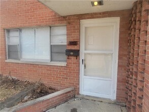 Building Photo - 1262 Zettler Rd