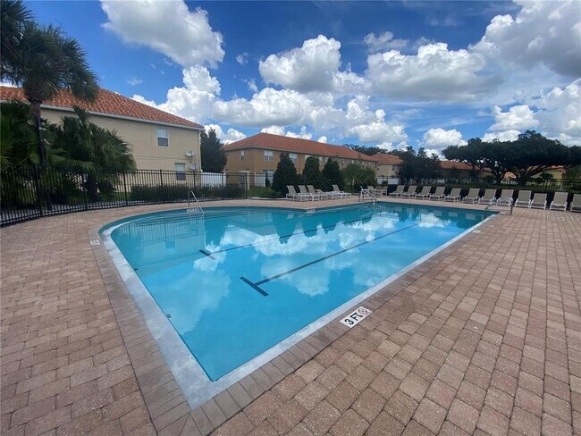 Building Photo - 5517 Paradise Cay Cir