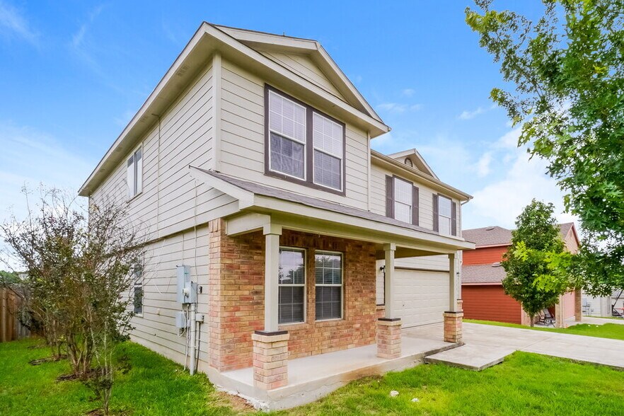 Building Photo - 228 Weeping Willow