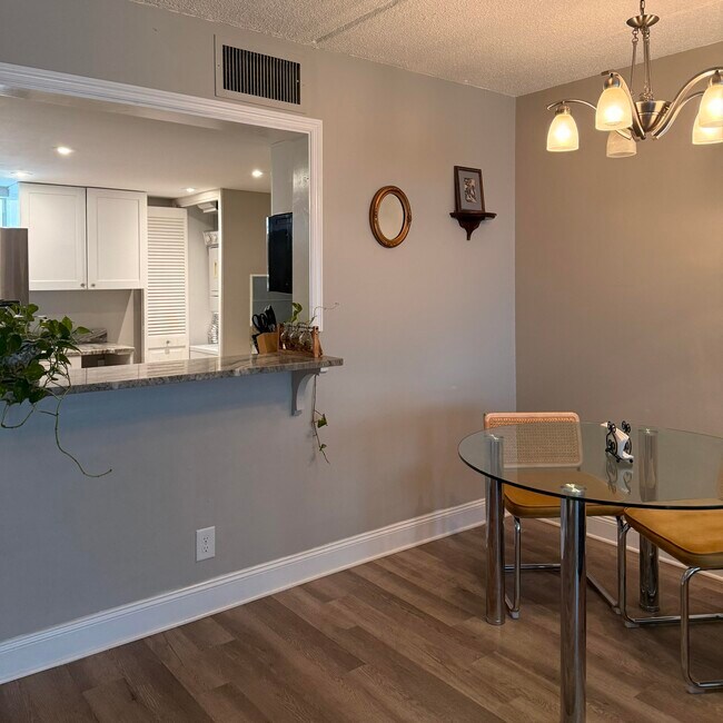 Building Photo - 4500 N Flagler Dr