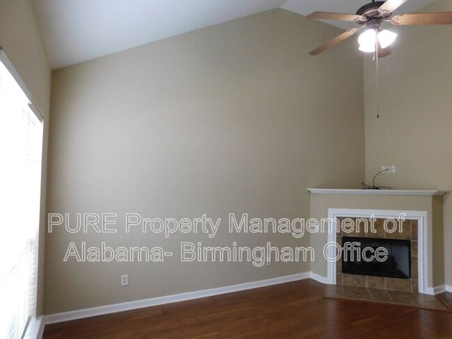 Building Photo - 2755 Southwood Ln