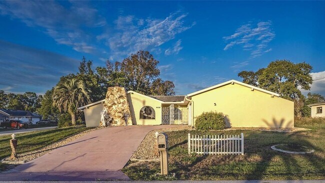 Building Photo - 4430 Odin St
