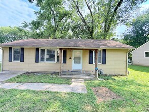 Building Photo - 6215 Lathrop Ave