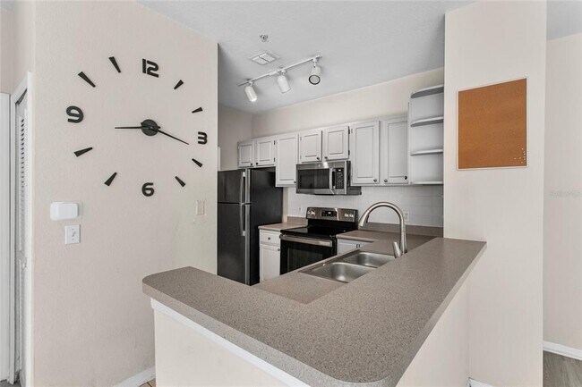 Building Photo - 1150 Lake Shadow Cir