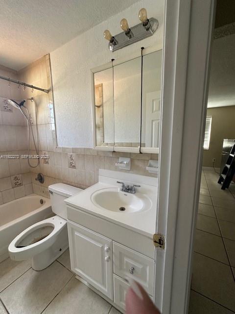 Building Photo - 116 W 17th St