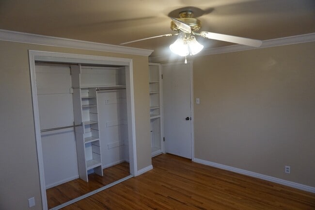 Building Photo - Bountiful 3 Bedroom 2 Bath Home