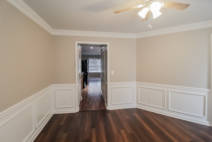 Building Photo - 3668 White Pine Rd