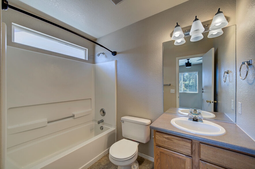 Bathroom - 5812 Brennan Avenue