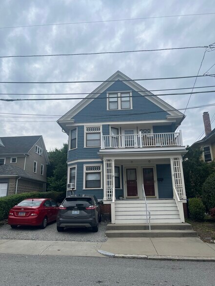 Building Photo - 12 Mayflower St